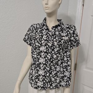 Liz Claiborne Floral Black and White Women's Top